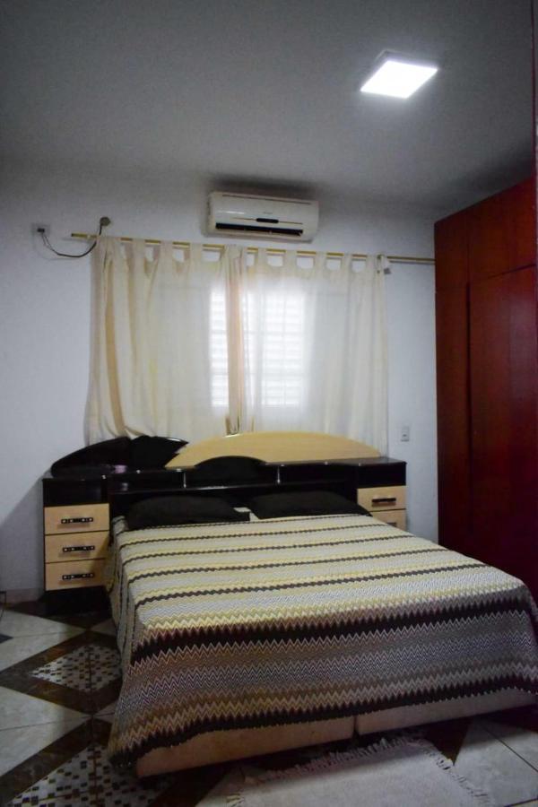 Villa Casa Temporada Em Olimpia To Nem Ai Esterno foto